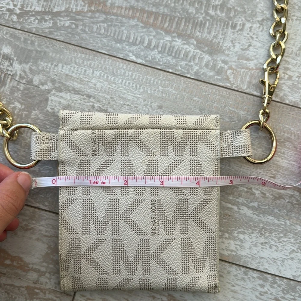 Michael Kors Mini Belt‎ Bag Cream - Picture 8 of 9